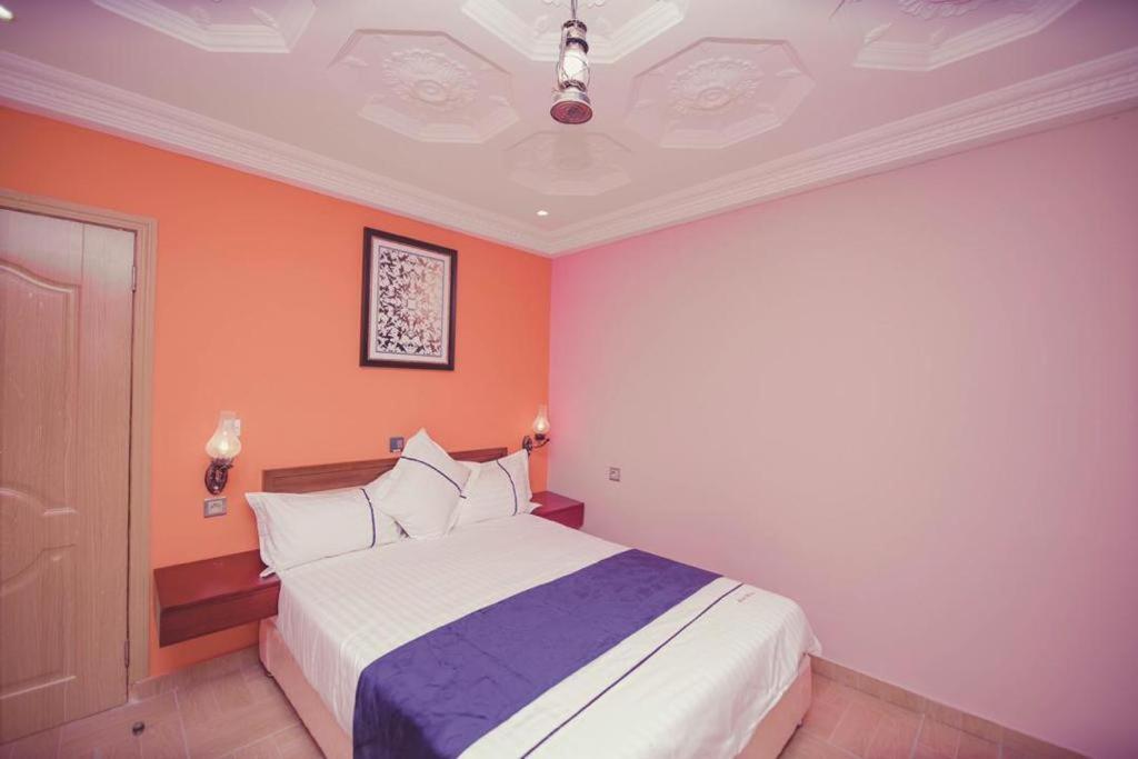 ליברוויל Mont Bleu Hotel מראה חיצוני תמונה